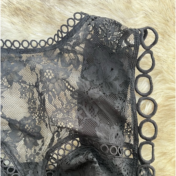 Victoria’s Secret High Neck Lace & Circles Corset Bralette - Picture 4 of 8